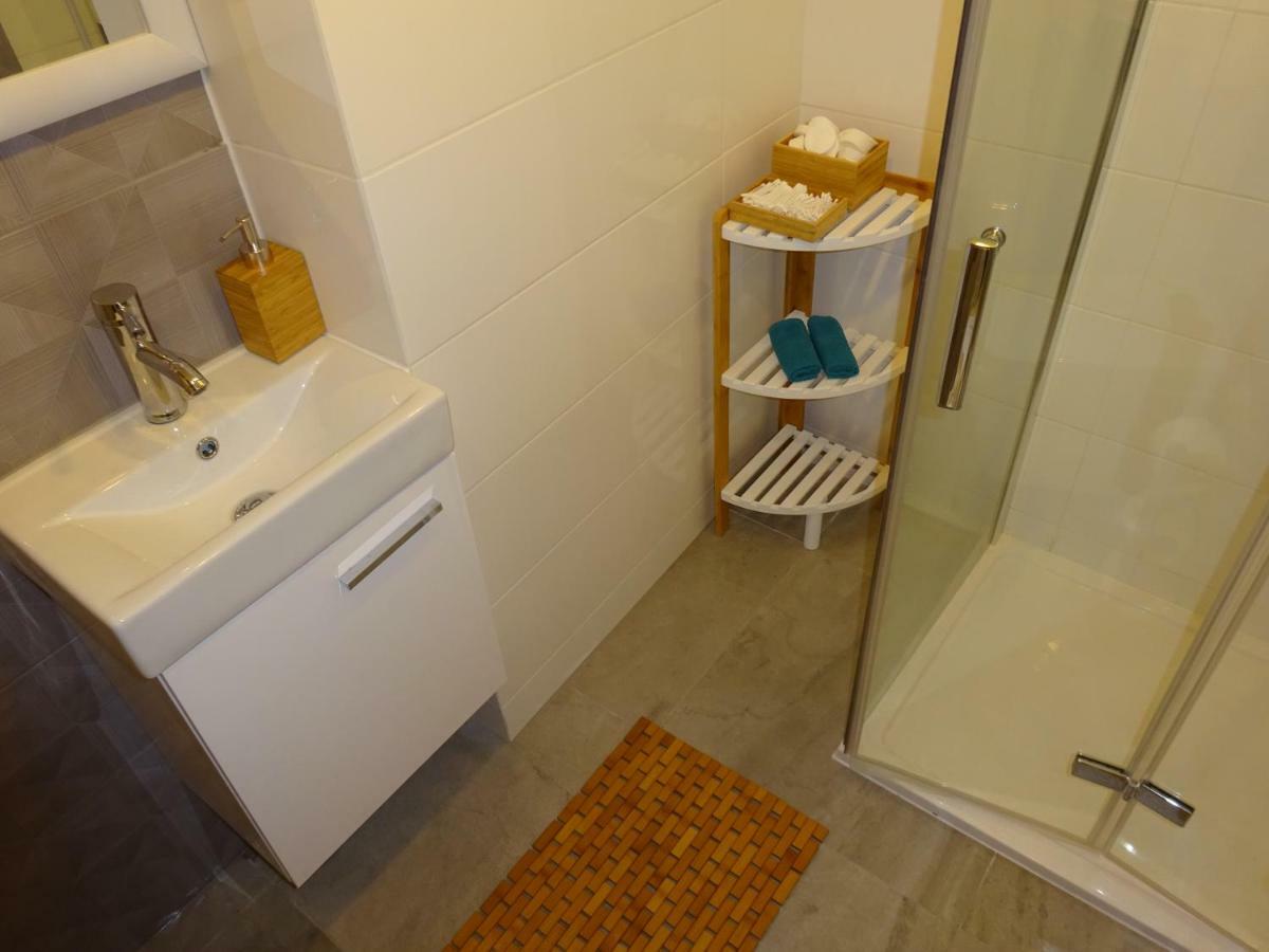 Apartament Nikola Varşovia Exterior foto